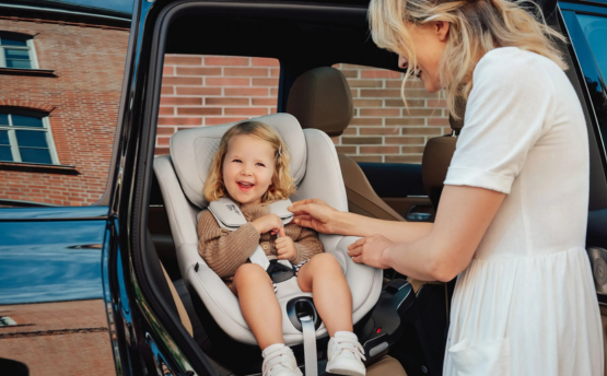 Scaun auto pentru copii fara baza Isofix Dualfix 5Z,